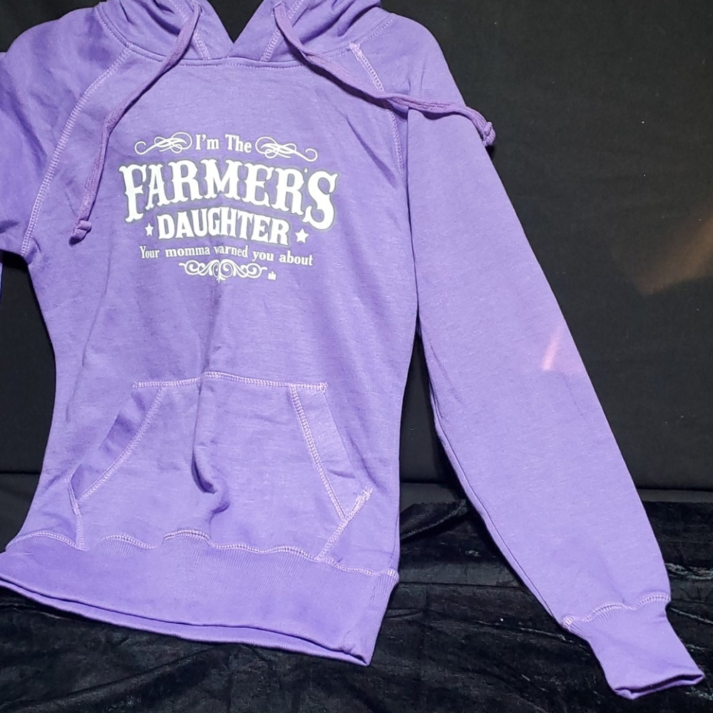 Case I H, purple hoody.
